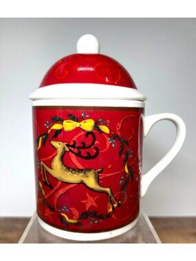 Christmas-Themed Ceramic Mug With Lid Red Reindeer Design Holiday